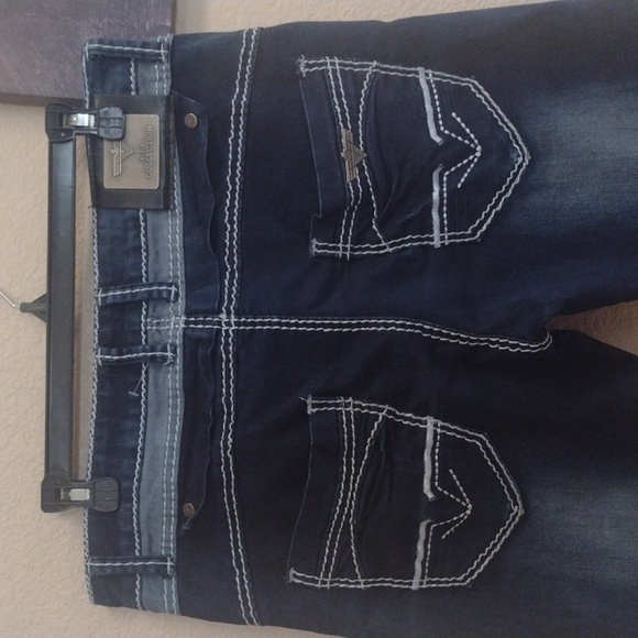 Jeans - Picture 6 of 10